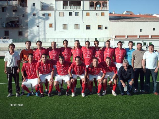 Centro Deportivo Municipal Luque  