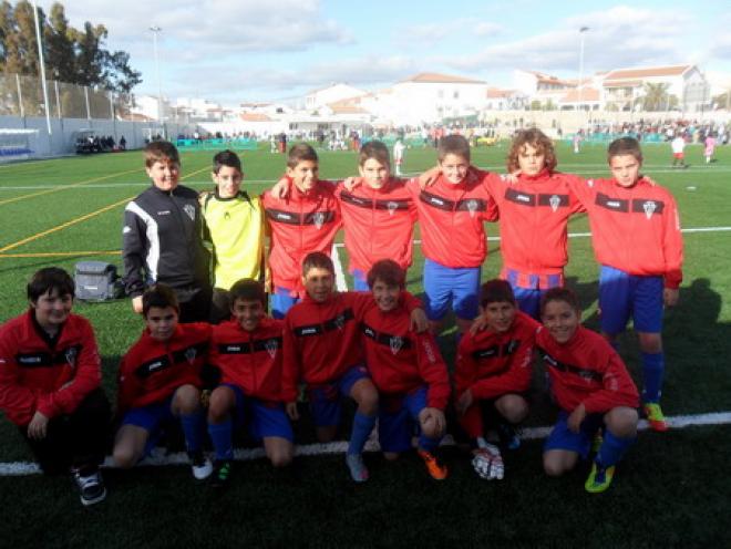 Club Deportivo Vandalia De Peligros Club De Ftbol Alevn 