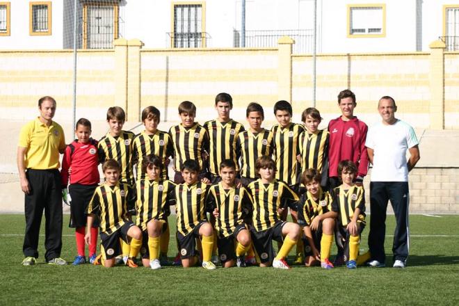 Grupo Empresa Bazn Club de Ftbol Infantil 