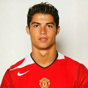 Cristiano Ronaldo (Manchester United) - 2004/2005