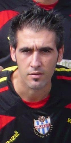Francis Flores (Vlez C.F.) - 2010/2011
