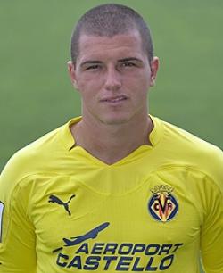 Airam Cabrera (Villarreal C.F.) - 2010/2011