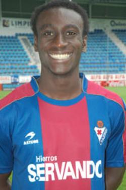 Lago Jnior (S.D. Eibar) - 2010/2011