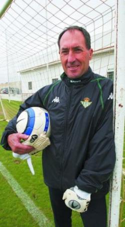 Esnaola (Real Betis) - 2010/2011