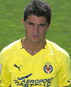 Iago Falqu (Villarreal C.F. B) - 2010/2011