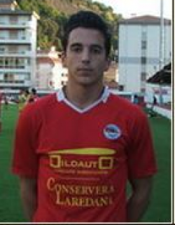 Javi Arenas (S.D. Laredo) - 2012/2013