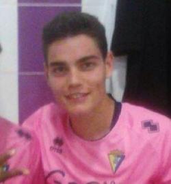 Adri Crespo (Cdiz Mirandilla C.F) - 2013/2014