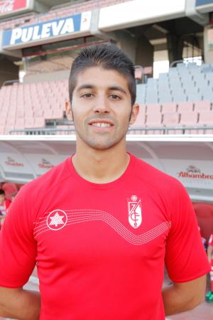 Luis Bueno (Granada C.F.) - 2014/2015