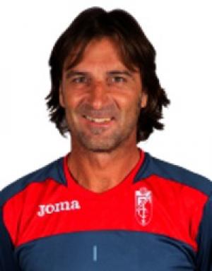 Iaki (Granada C.F.) - 2015/2016
