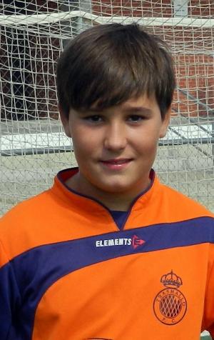 Luis (Estrella Portuense) - 2015/2016
