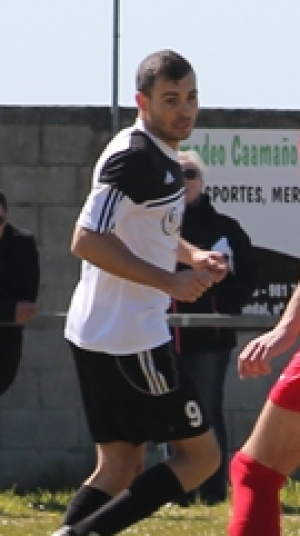 Enmanuel Varela (C.D. Nantn) - 2015/2016