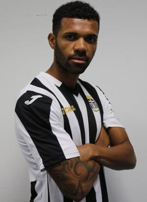 Gladestony (F.C. Cartagena) - 2015/2016