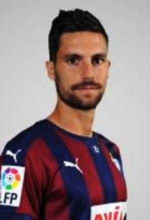 Adri�n Gonz�lez (S.D. Eibar) - 2015/2016