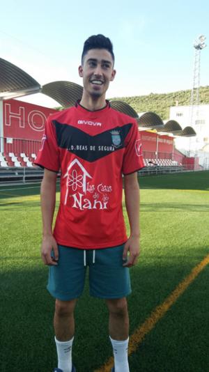 Alex Romero (C.D. Beas de Segura) - 2016/2017