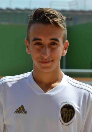 Daro Serra (Valencia C.F.) - 2018/2019