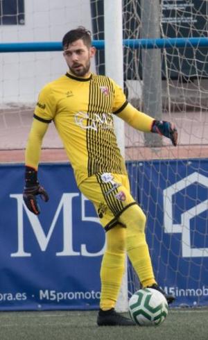 Adri Bueno (U.D. Torre del Mar) - 2019/2020