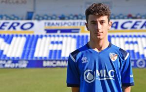 Esteban (Linares Deportivo) - 2019/2020