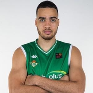 Enechionyia (Coosur Real Betis) - 2019/2020