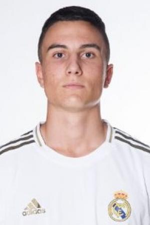 Adri Esteban (Real Madrid C.F. B) - 2019/2020