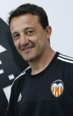 Csar Snchez (Valencia C.F.) - 2019/2020