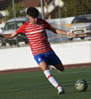 Luken Kesner (Granada C.F.) - 2020/2021