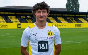 Guille Bueno (Borussia Dortmund B) - 2021/2022