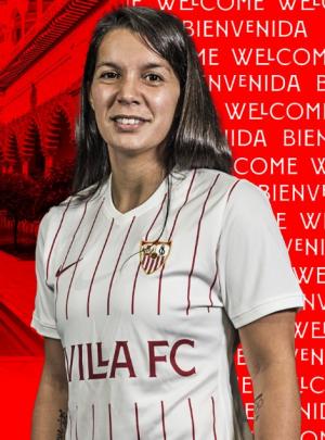 Karen Araya (Sevilla F.C.) - 2021/2022