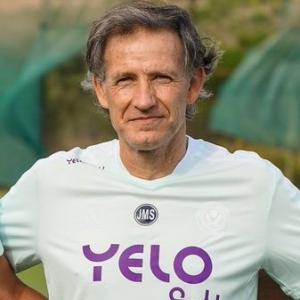 Chema Sanz (Sheffield United) - 2021/2022