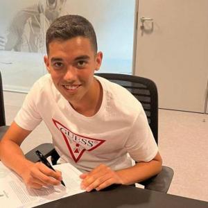 Miralles (Atltico de Madrid) - 2022/2023