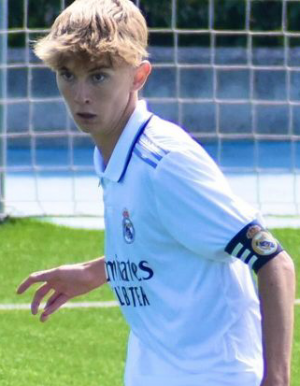 Pol Durn (Real Madrid C.F. B) - 2023/2024