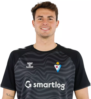 �lex Dom�nguez (S.D. Eibar) - 2024/2025