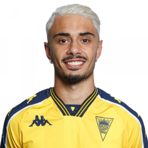 Isra Salazar (Estoril Praia) - 2024/2025