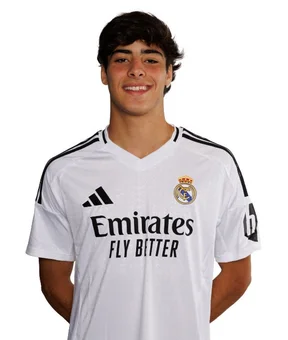 Carlos Muoz (Real Madrid C.F.) - 2024/2025