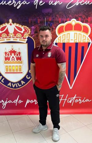 C�sar Ayuso (Real �vila C.F. B) - 2024/2025