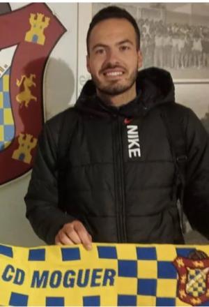 Arturo Cordero (C.D. Moguer) - 2024/2025
