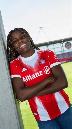 Edna (F.C. Bayern M�nchen) - 2025/2026