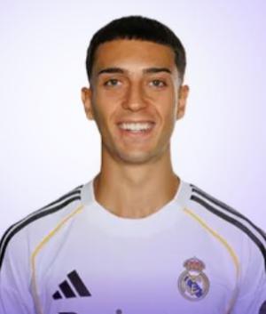 �lex Mora (Real Madrid C.F.) - 2025/2026