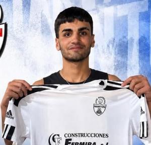 Adri�n Calvo  (C.D. Nant�n) - 2025/2026