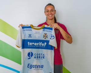 Milagros Martin (Costa Adeje Tenerife) - 2025/2026