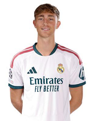 Huijsen (Real Madrid C.F.) - 2026/2027